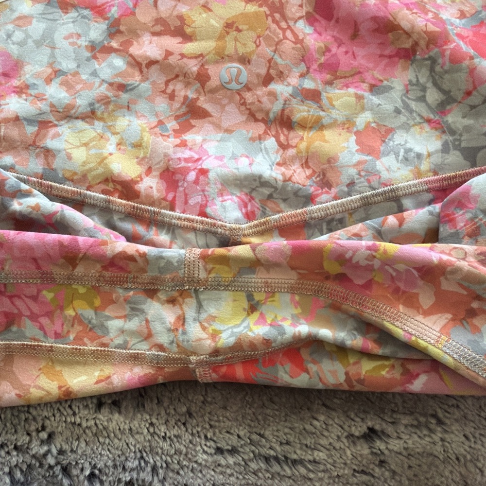 LULULEMON Align High Rise 25" Size 4, Inflorescence Multi Color Floral - Picture 3 of 6